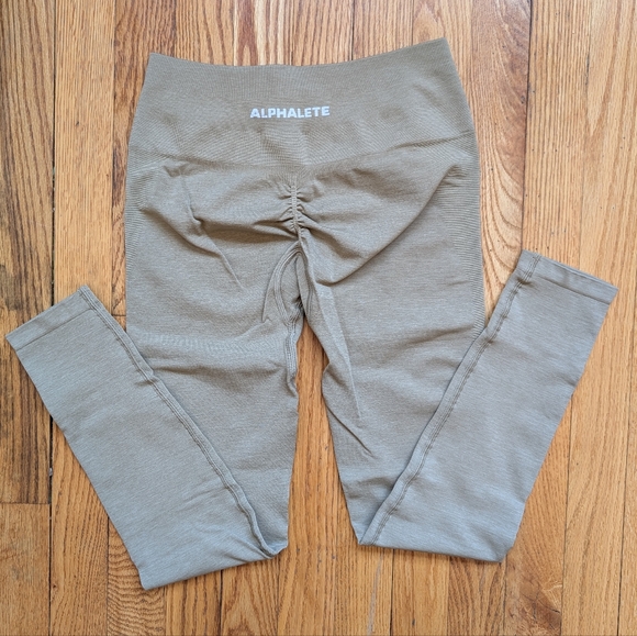 Amplify Leggings - Picture 1 of 6